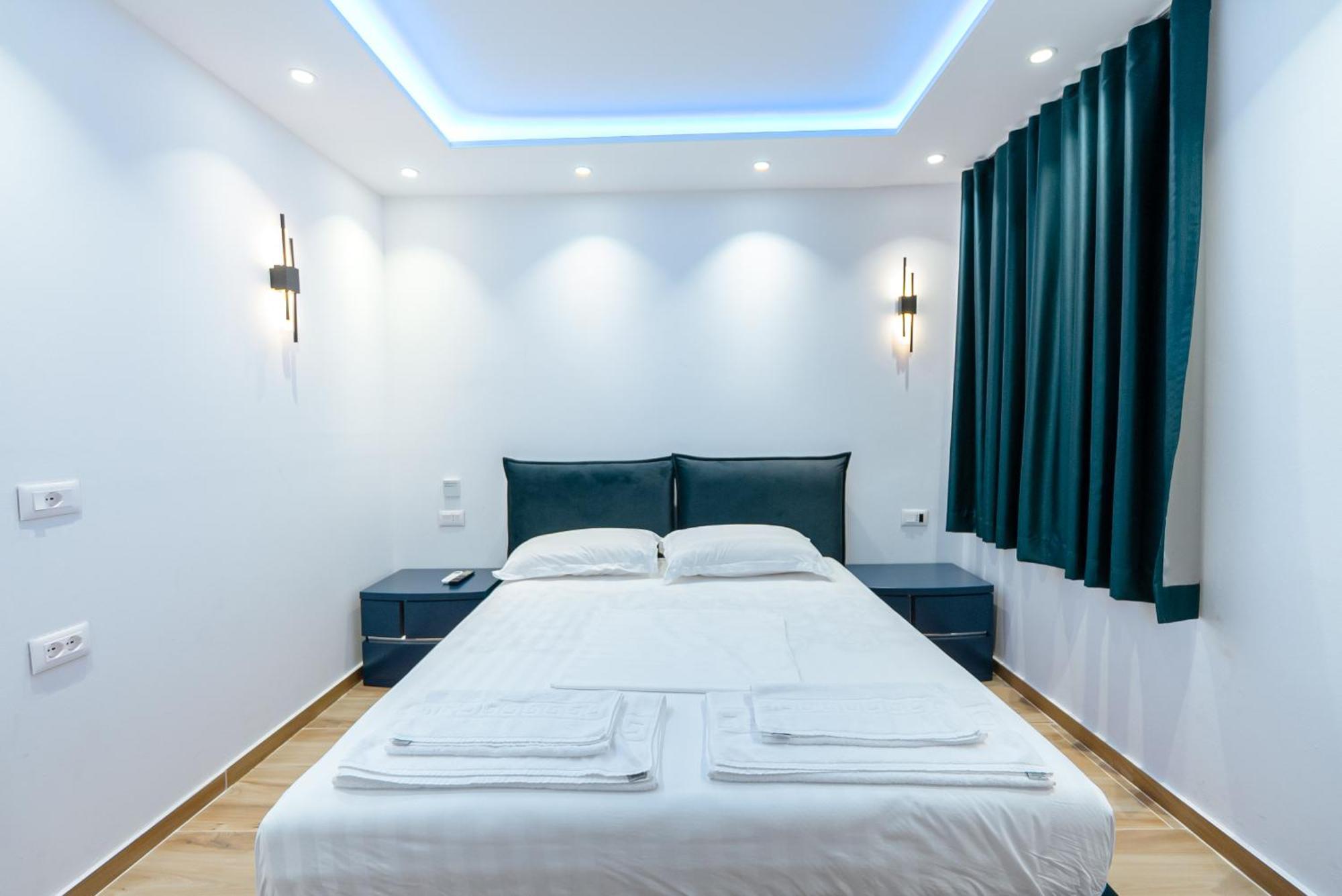 Kotarja Apartments Dhërmi Eksteriør bilde