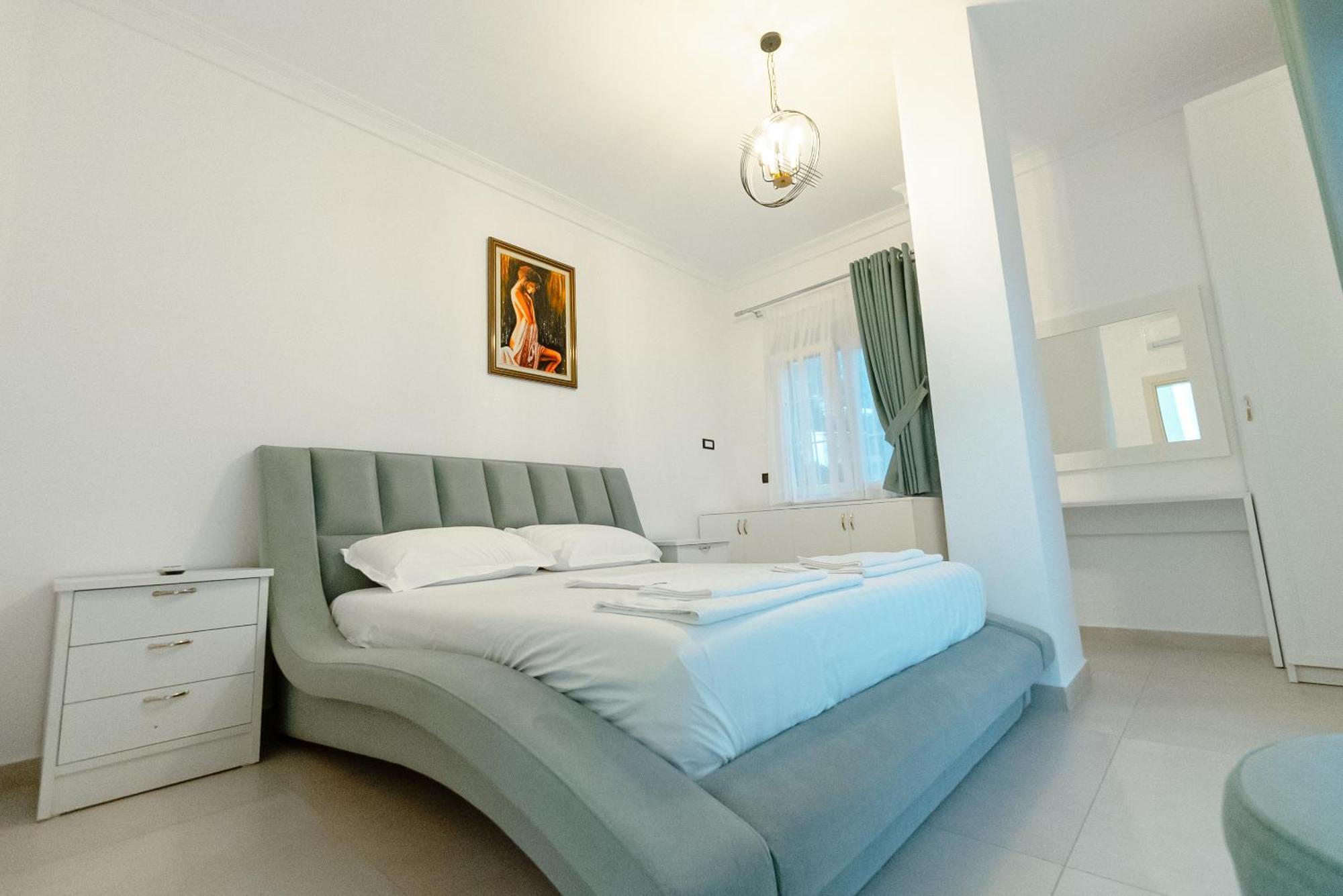 Kotarja Apartments Dhërmi Eksteriør bilde