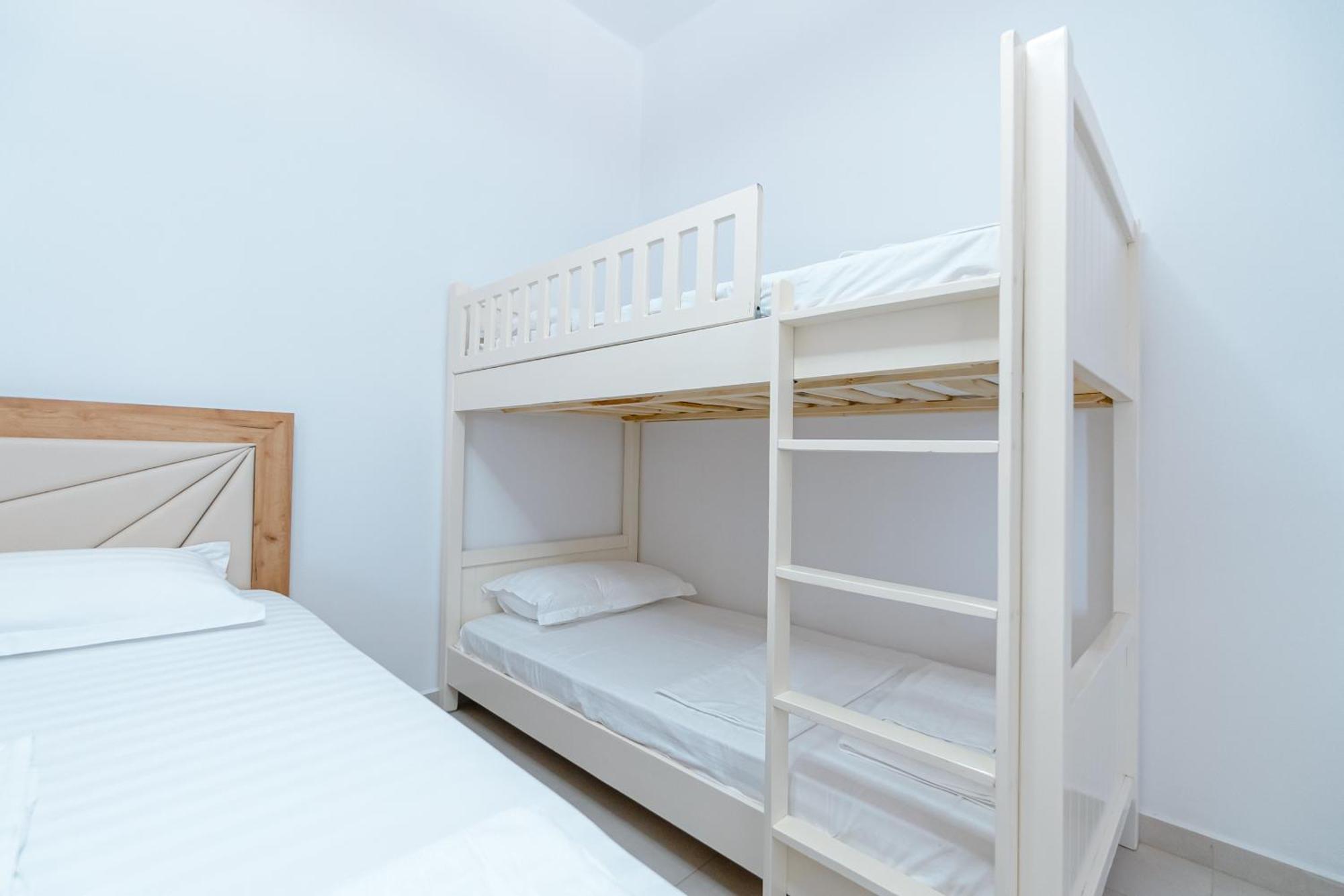 Kotarja Apartments Dhërmi Eksteriør bilde